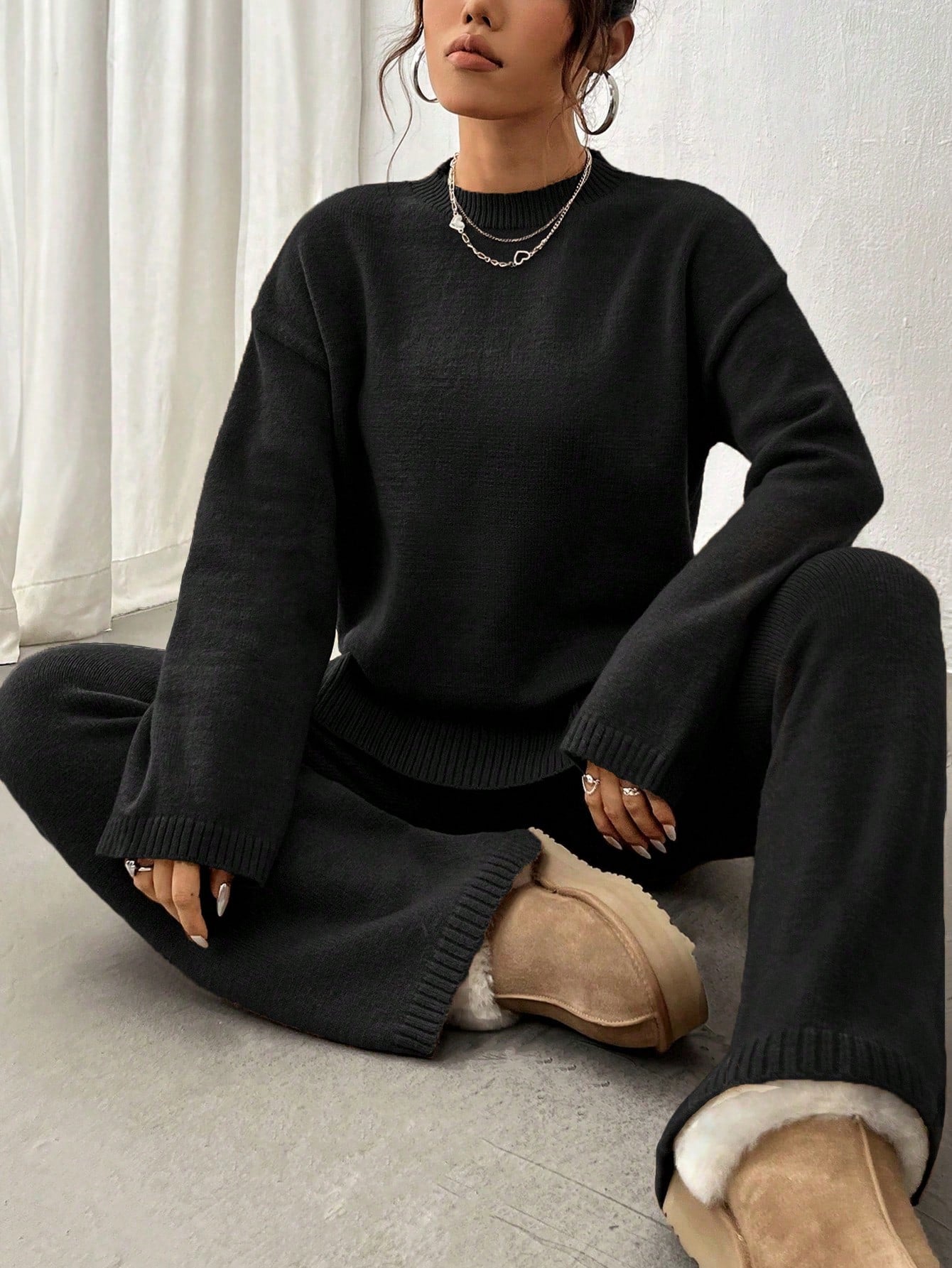 Trui_en_Broek_Set_Huispak_Tweedelig_Loungewear_Set_Dames_Victoria_Mae_Nederland_Belgie