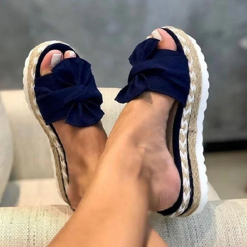 Bionda - Stijlvolle en Elegante Slippers met Plateauzolen voor Dames
