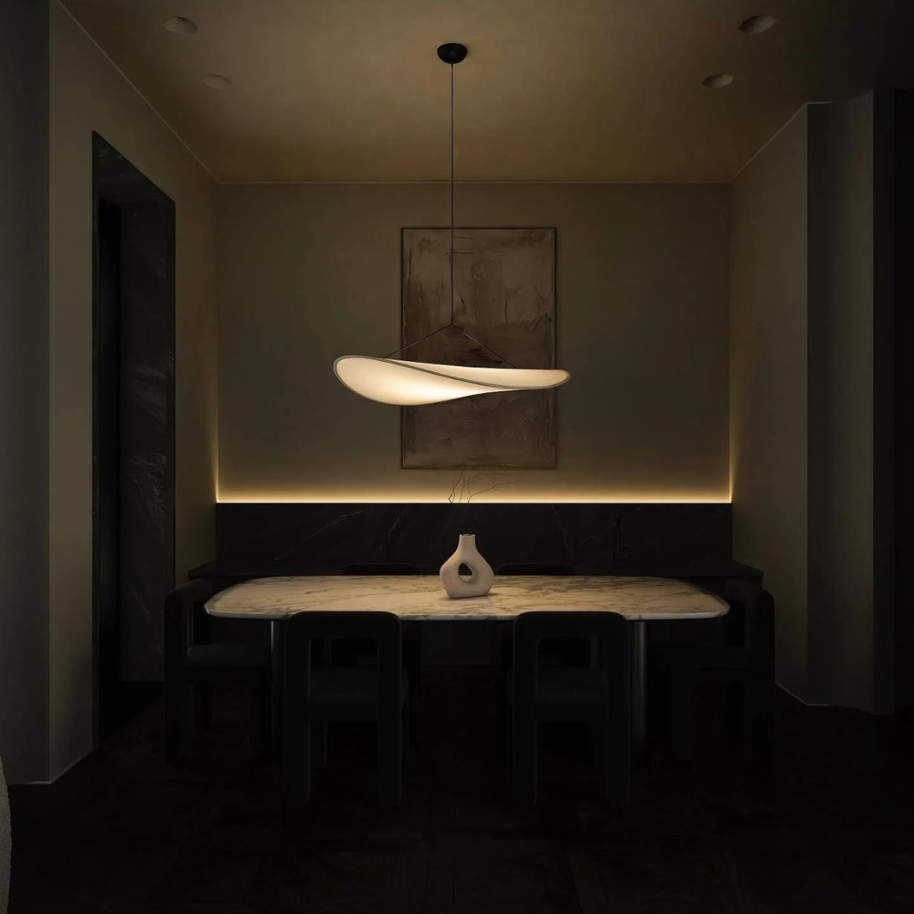 Japandi stoffen hanglamp – sculpturale sfeerverlichting van zijde