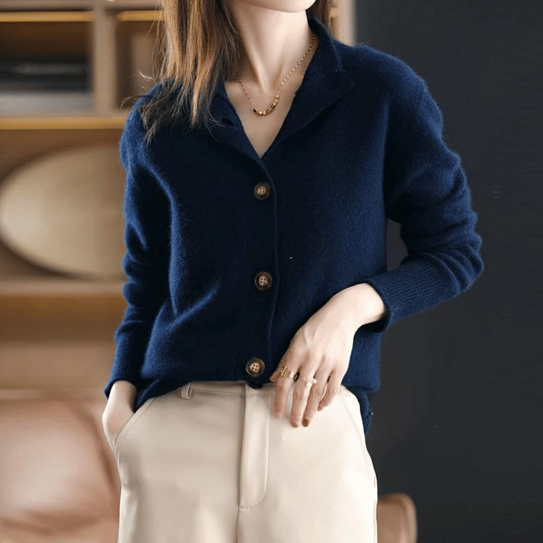 Gebreid vest met statement-knopen – een comfortabel laagjesstuk voor dames