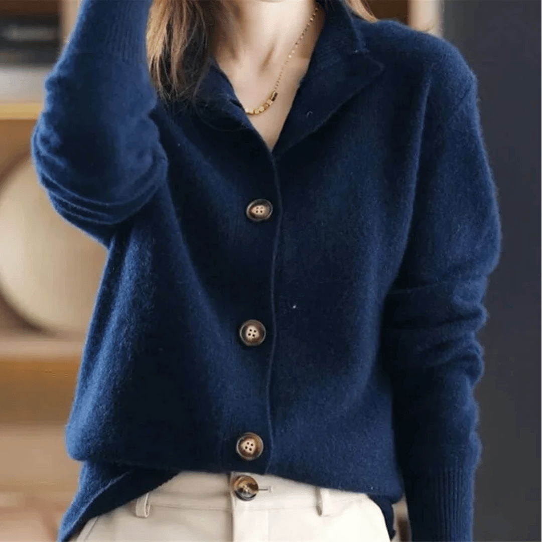 Gebreid vest met statement-knopen – een comfortabel laagjesstuk voor dames