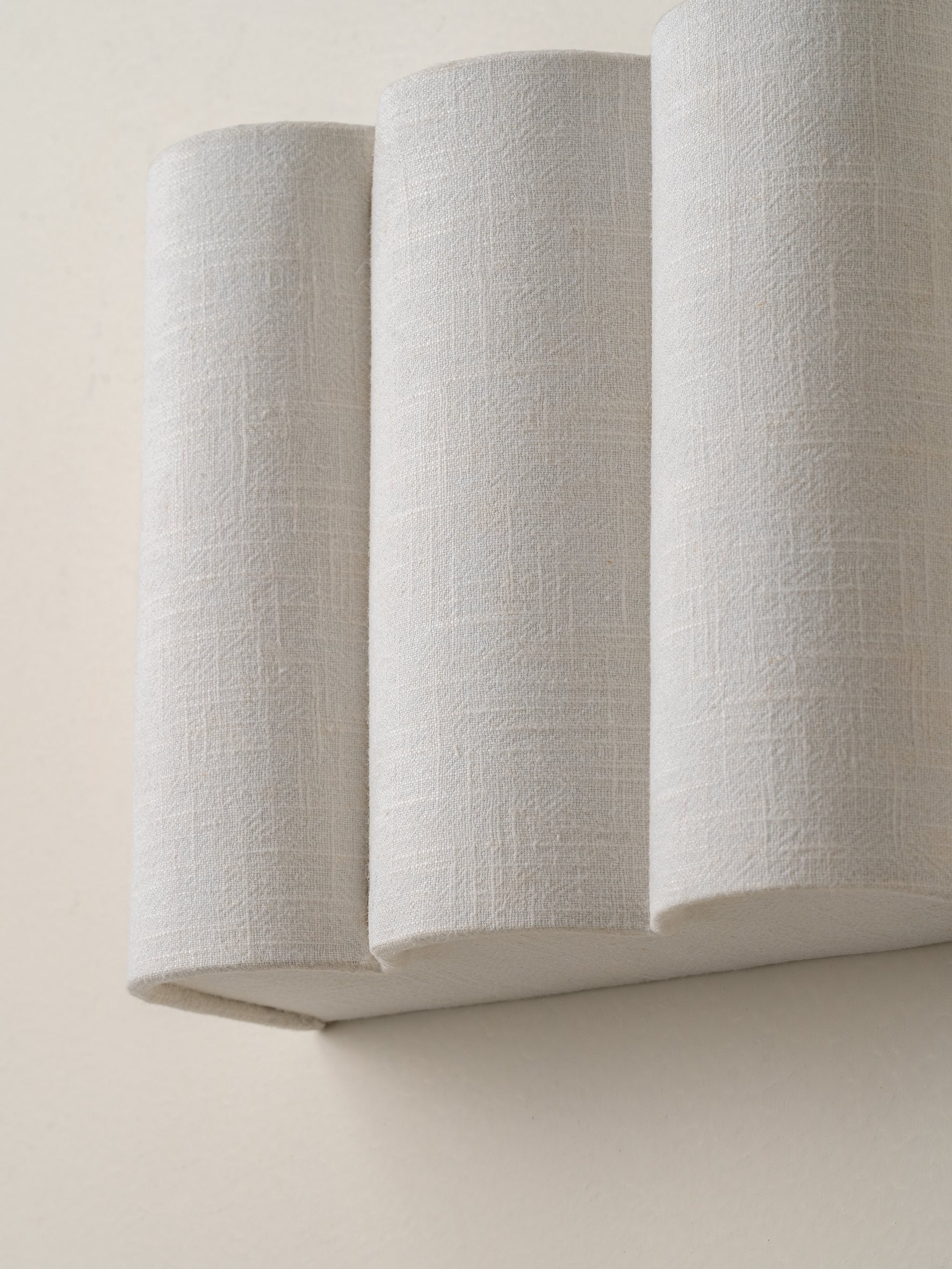 Folia | Gecanneleerd linnen muurlicht 4