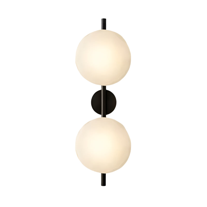 Hugbel | Mondgeblazen glas wandlamp met aluminium frame 30