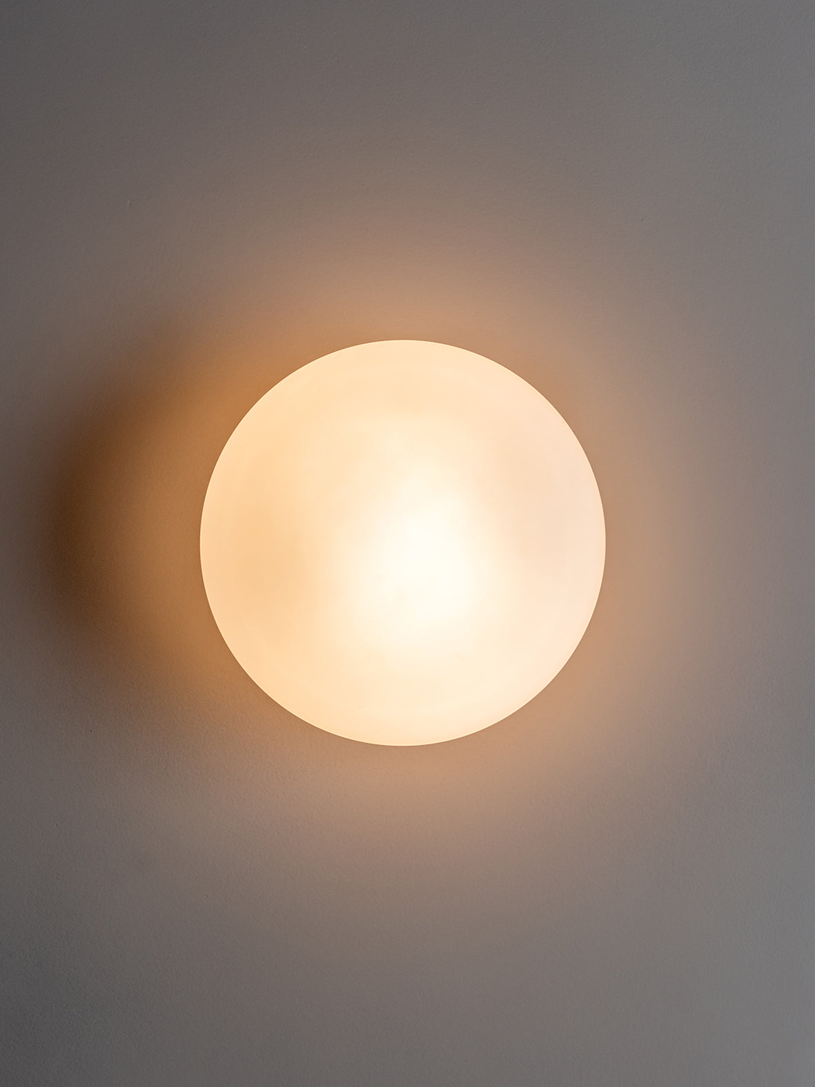 Imperial | Minimalistische wandlamp van glas 4