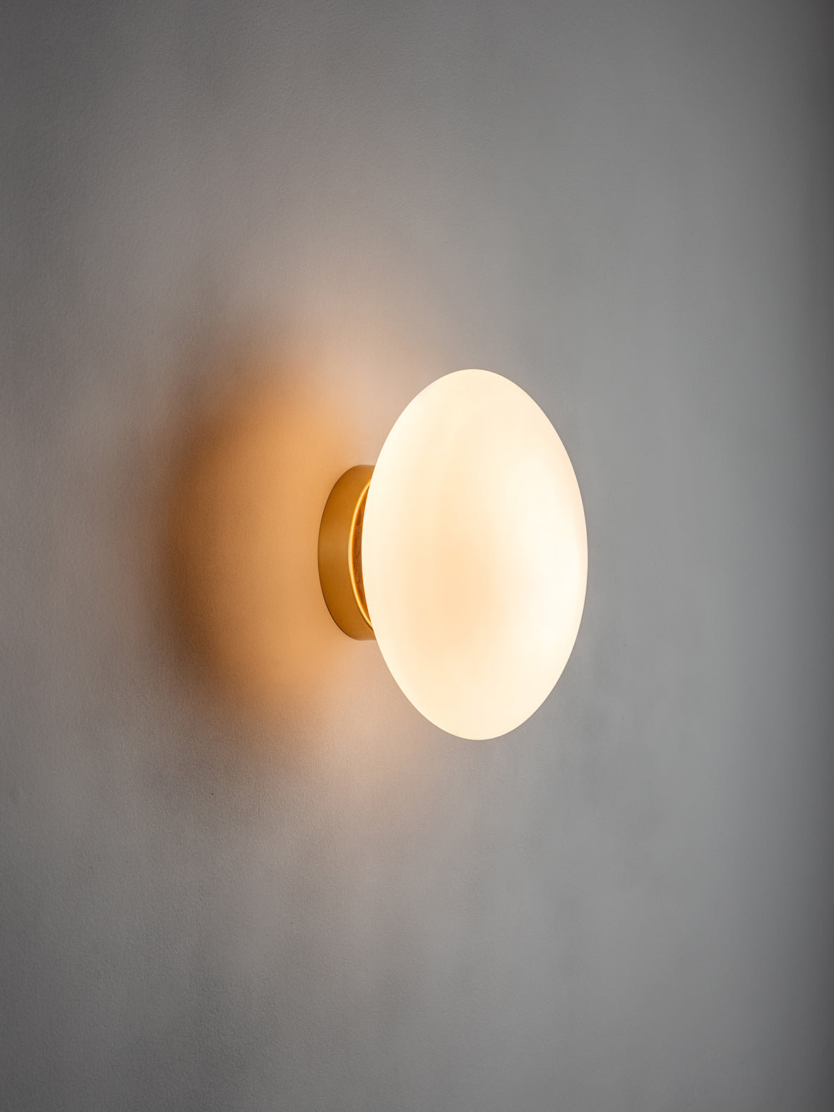 Imperial | Minimalistische wandlamp van glas 5