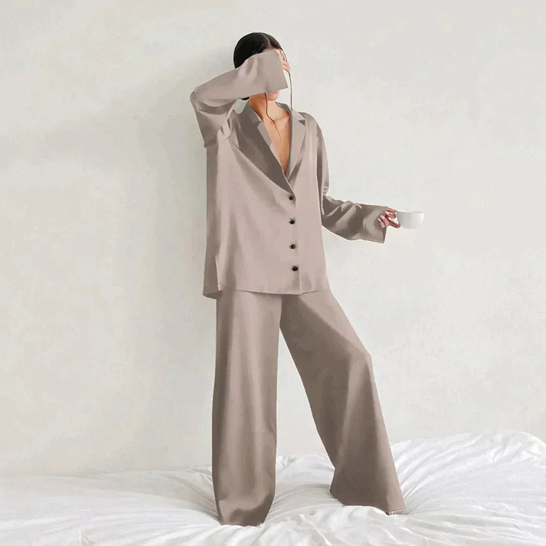 Estelle - Comfortabele Pyjama Set: Trendy Dames Nachtkleding 2024