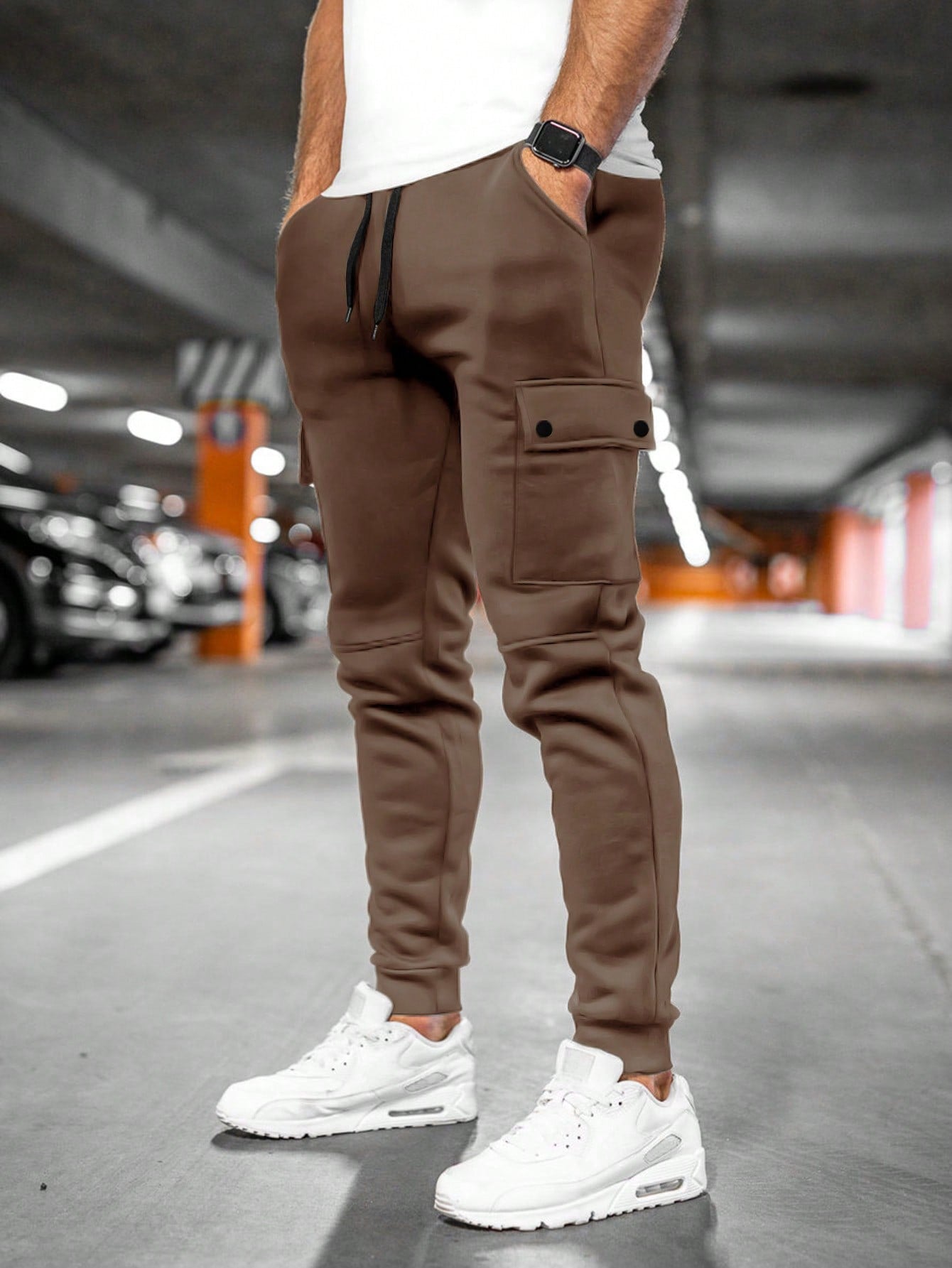 Tom | Lichte stretch joggingbroek met praktische zakken 5