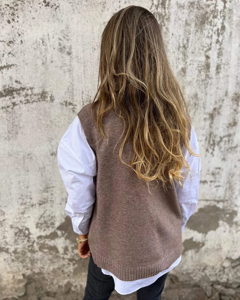 Luxe V-hals tops voor dames – Zachte gebreide laagjes als essentieel onderdeel