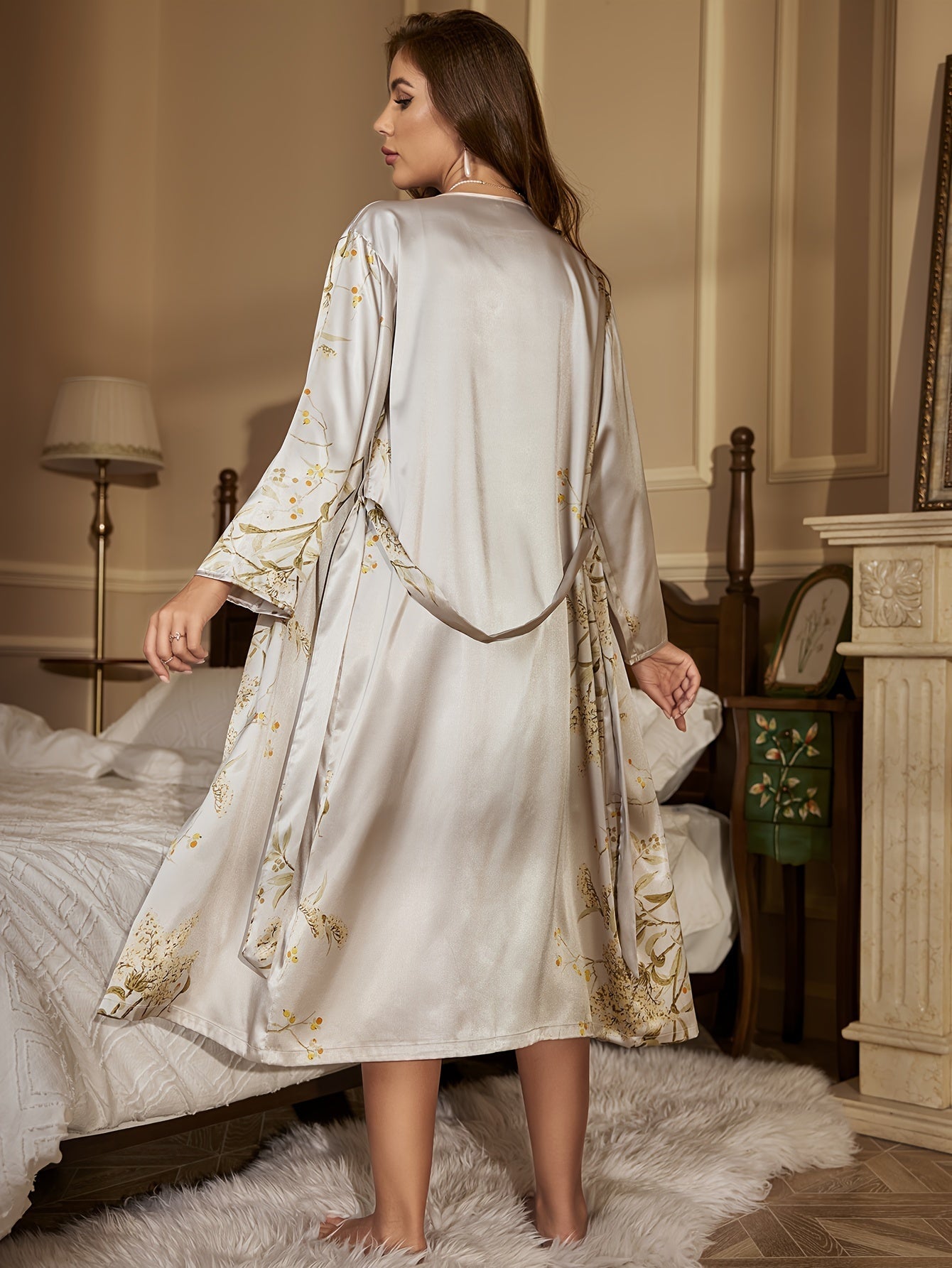 Amelia Pyjamaset - Satijnen Bloemenprint Lounge Set
