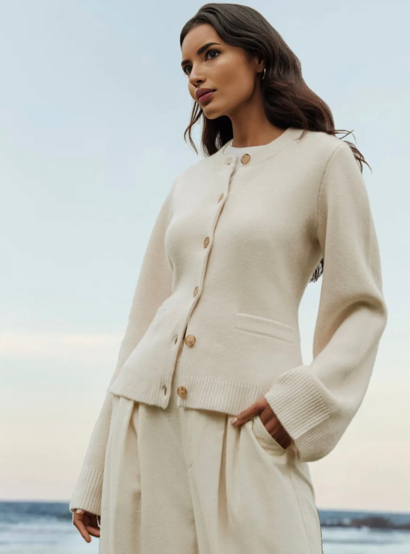 Ava - Zacht Knopen Vest – Warmte en Stijl