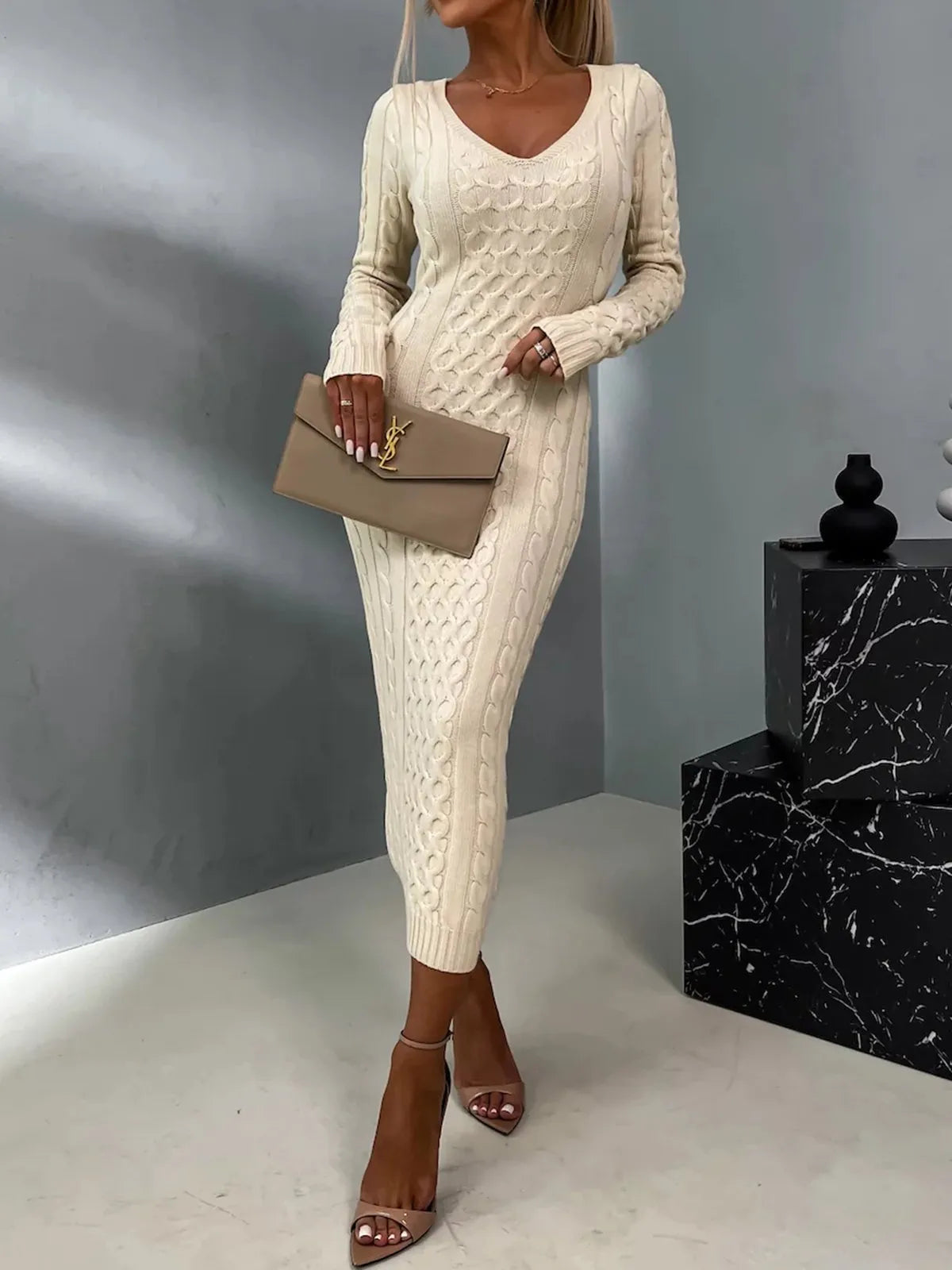 Ellen - Elegante Kanten Achterkant Sweaterjurk
