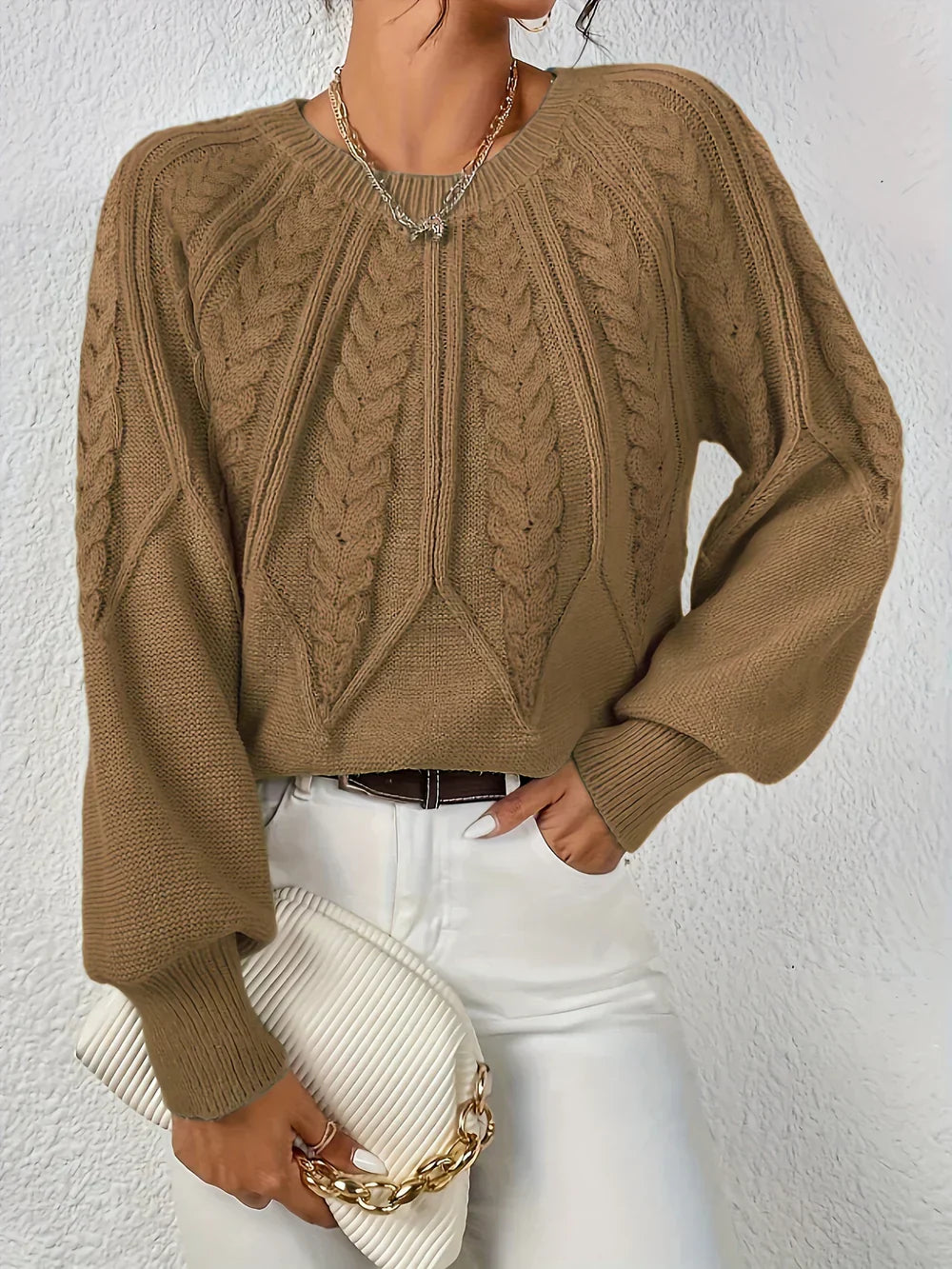 Gebreide Trui met Ronde Hals voor Dames. Warm. Winter. Victoria Mae. Coffee