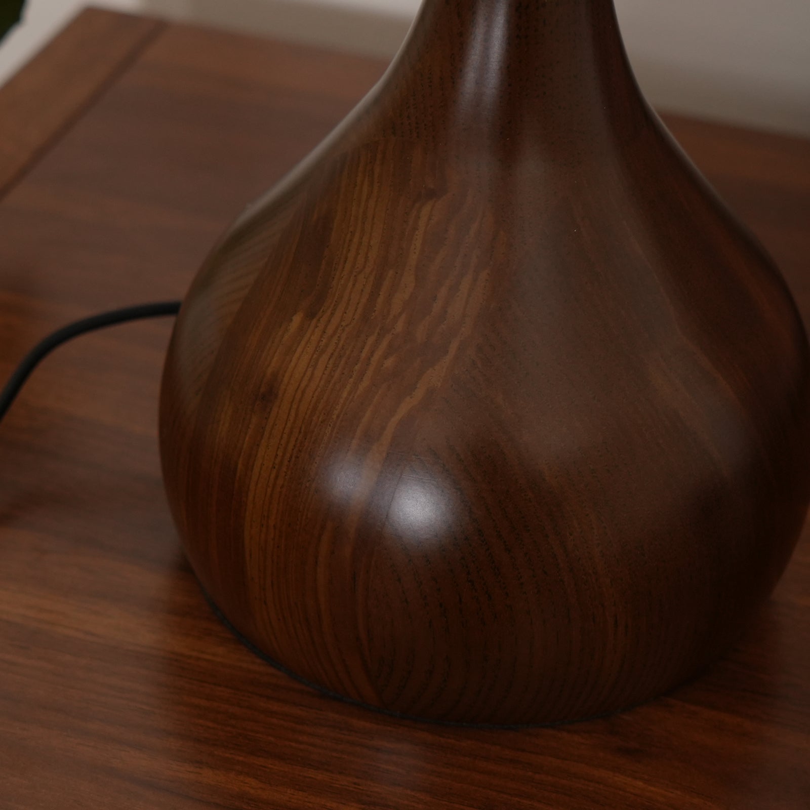 Andi | Messing en hout tafellamp met LED 7