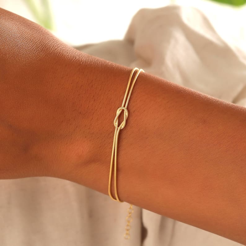 Armband_Dames_Sierraad_Goud_Minimalistisch_Cadeau_Victoria_Mae_Nederland_Belgie