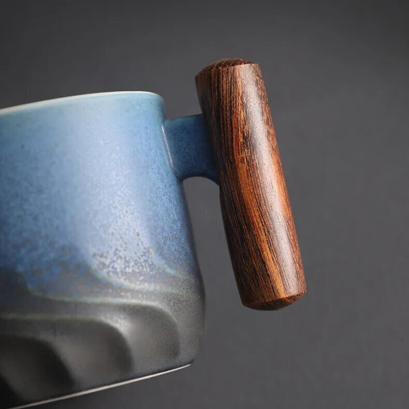 Rituals | Handgemaakte porseleinen mok met houten handvat 8