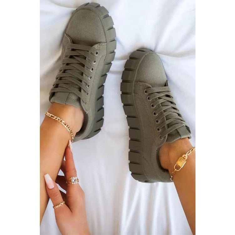 Lois - Trendy Sneakers met Hoge Zool en Veters