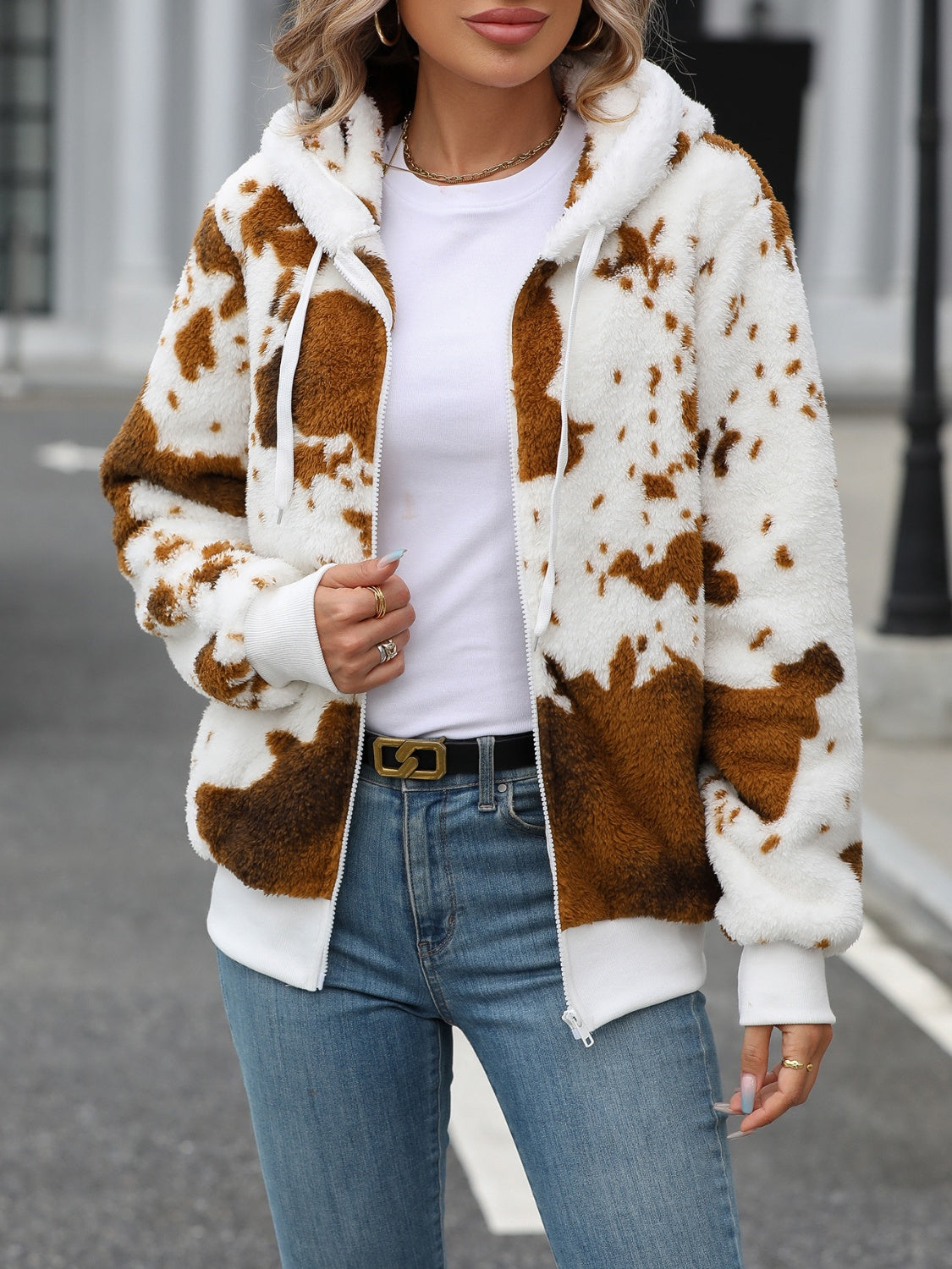 fleece trui met print. rits. jacket. warm. koe print